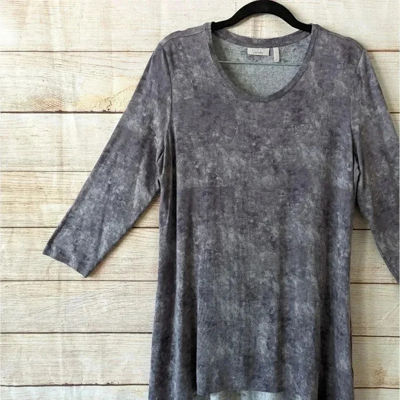 LOGO Layers Lori Goldstein Size S Distressed Print High-Low Hem Knit Tunic Top - Picture 4 of 11